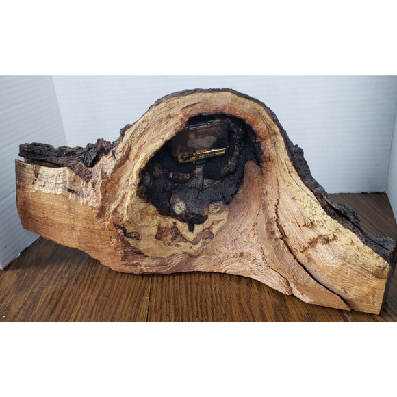 Wooden Clock Rustic Handcrafted Log Cabin Mantle Piece Battery Operated Works - Picture 5 of 9